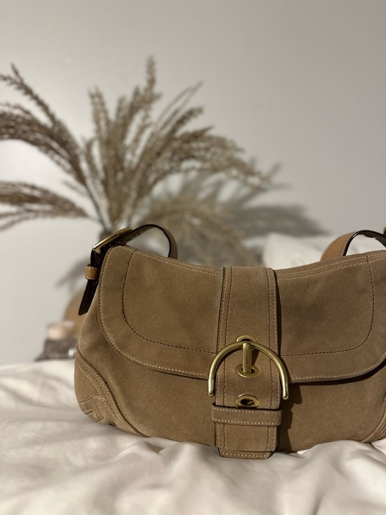 Vintage Y2K COACH One Shoulder SoHo Purse Tan Suede.